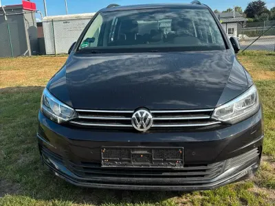 Gebraucht VW Touran 150 PS (110 kW) 2018 Schwarz Van / Kleinbus