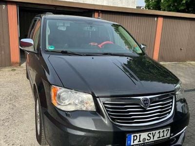 Lancia Voyager
