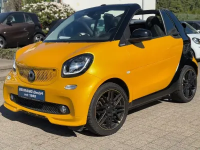 Gebraucht Smart ForTwo Cabrio Brabus 109 PS (80 kW) 2017 Gelb Cabrio