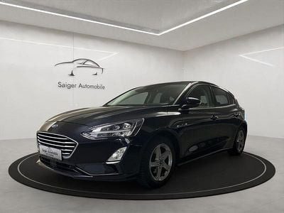 Gebraucht Ford Focus Cool & Connect 125 PS (91 kW) 2019 Schwarz Limousine