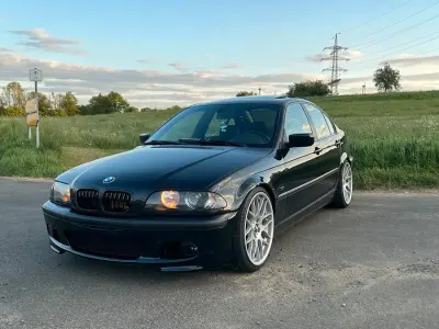 Gebraucht BMW 328 193 PS (141 kW) 2000 Schwarz Limousine