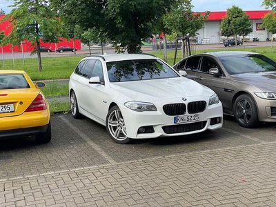 Gebraucht BMW 530 M Sport 258 PS (189 kW) 2013 Weiß Kombi