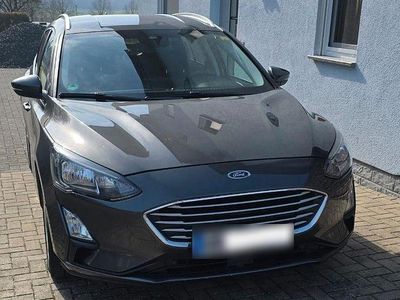 Gebraucht Ford Focus Cool & Connect 120 PS (88 kW) 2019 Grau Kombi