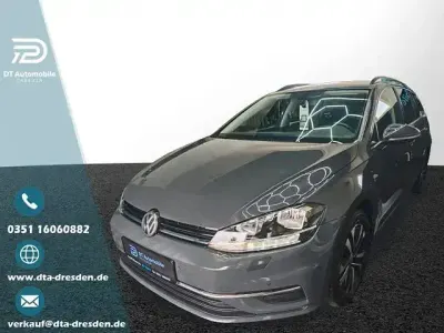 Second-hand VW Golf VII United 150 CP (110 kW) 2020 Gri Berlinǎ