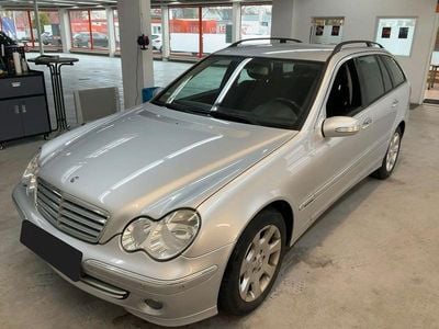 Gebraucht Mercedes C220 Elegance 150 PS (110 kW) 2006 Silber Kombi