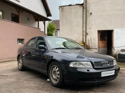 Gebraucht Audi A4 Sport 150 PS (110 kW) 1998 Blau Limousine