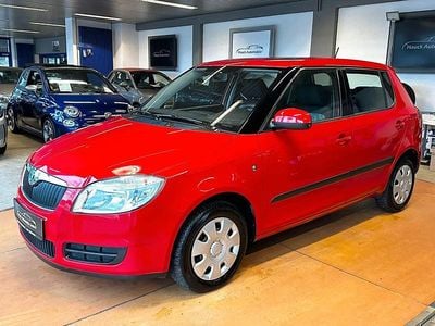 Gebraucht Skoda Fabia Ambiente 80 PS (58 kW) 2009 Rot Limousine
