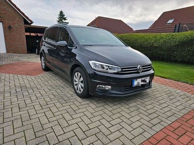 gebraucht VW Touran 2.0 TDI Highline 7 Sitzer LED*TMP*Service & TÜV