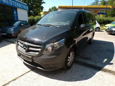 Gebraucht Mercedes Vito 88 PS (64 kW) 2015 Schwarz Van