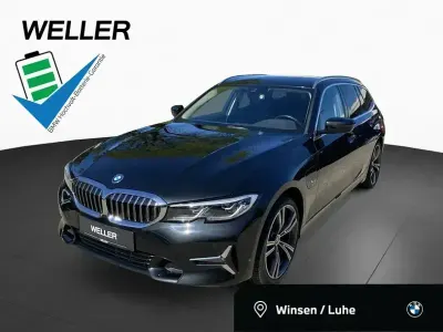 Gebraucht BMW 320e Comfort Edition 204 PS (150 kW) 2022 Black sapphire (schwarz) Kombi
