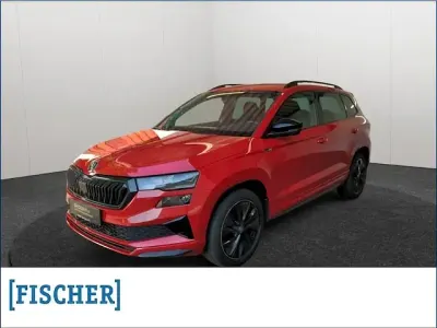Gebraucht Skoda Karoq SportLine 150 PS (110 kW) 2023 Rot SUV