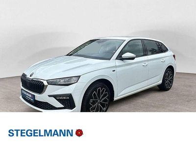 Moonweiss metallic Gebraucht 2025 Skoda Scala Tour Kleinwagen | 22.690 € (Guter Preis)