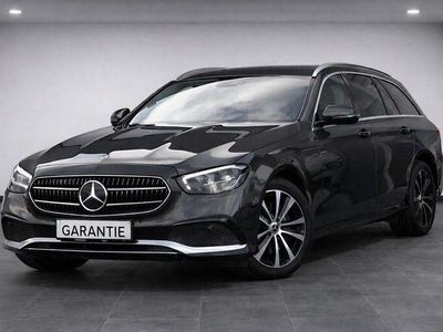 Usata Mercedes E300 Avantgarde 306 CV (225 kW) 2020 Grigio Berlina