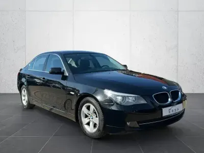 Gebraucht BMW 520 163 PS (119 kW) 2010 Schwarz Limousine