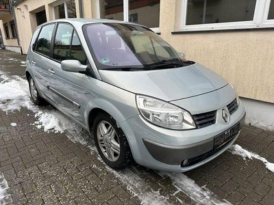 Silber Gebraucht 2004 Renault Scénic II Privilege Van / Kleinbus | 790 € (Superpreis)