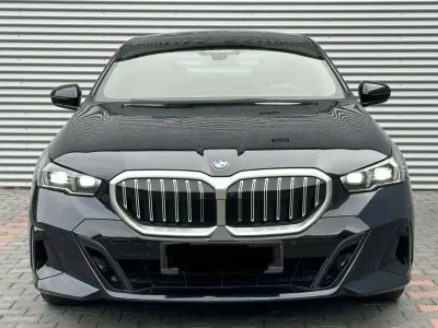Gebraucht BMW 520 197 PS (144 kW) 2024 Limousine