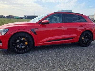 Second-hand Audi e-tron Advanced 300 kW (408 CP) 2018 Roșu SUV