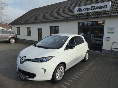 Weiß Gebraucht 2015 Renault Zoe Intens Kleinwagen | 5.985 € (Guter Preis)