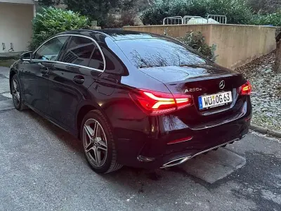 Gebraucht Mercedes A250 AMG line 163 PS (119 kW) 2022 Limousine