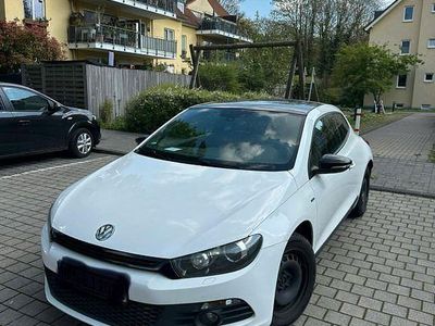 Usata VW Scirocco 122 CV (89 kW) 2012 Bianco Coupé