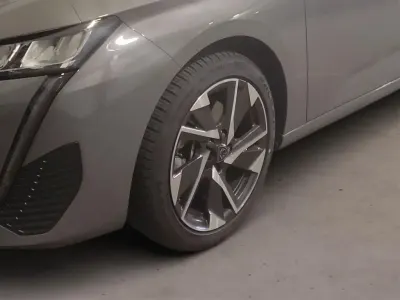 Gebraucht Peugeot 308 SW Allure 131 PS (96 kW) 2024 Grau Kombi