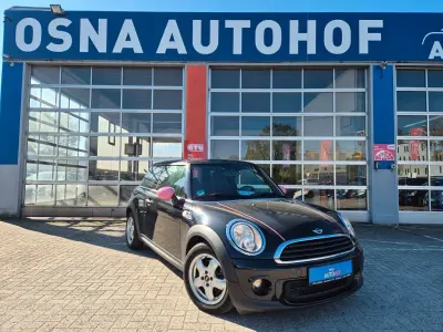 Gebraucht Mini ONE 75 PS (55 kW) 2013 Schwarz Kleinwagen