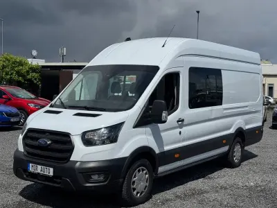 Gebraucht Ford Transit Trend 170 PS (125 kW) 2022 Weiß Limousine