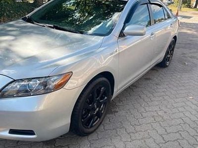 Silber Gebraucht 2007 Toyota Camry Hybrid Limousine | 6.999 €
