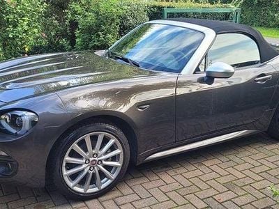 Fiat 124 Spider