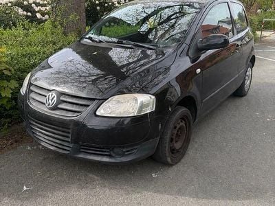 Käytetty VW Fox 54 HP (39 kW) 2007 Musta Viistoperä