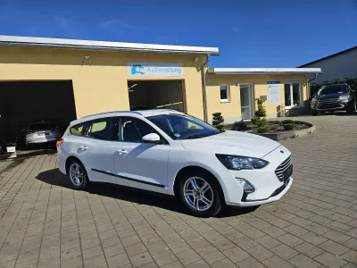 Usata Ford Focus Cool & Connect 120 CV (88 kW) 2020 Bianco Station wagon