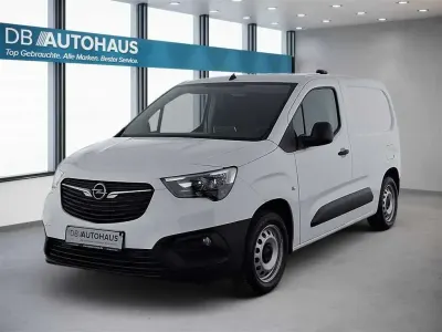 Gebraucht Opel Combo Edition 102 PS (75 kW) 2022 Weiß Van / Kleinbus