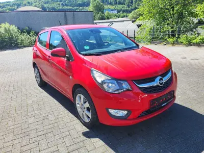 Używany Opel Karl Innovation 75 KM (55 kW) 2015 Czerwony Hatchback