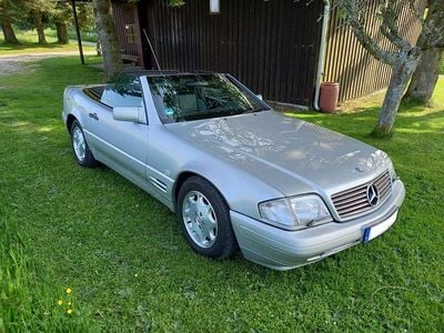 Usata Mercedes SL320 Classic 231 CV (169 kW) 1996 Argento Cabrio