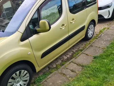 Gebraucht Citroën e-Berlingo 110 PS (80 kW) 2008 Gelb Limousine