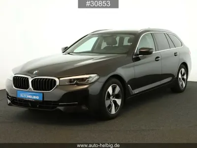 Używany BMW 520 190 KM (139 kW) 2023 Szary Kombi