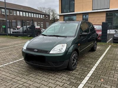 gebraucht Ford Fiesta 1.3 Wenig Km top Zustand