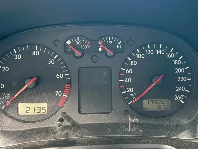 Gebraucht VW Golf IV 115 PS (84 kW) 2000 Grün Limousine