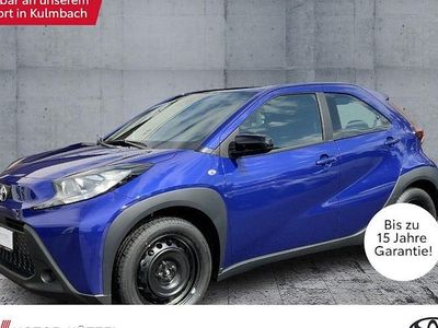 Neu Toyota Aygo X Business Edition 72 PS (52 kW) 2025 Blau SUV