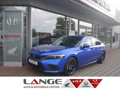 Prem crystal blue m Gebraucht 2024 Honda Civic Advance Limousine | 36.870 € (Etwas zu teuer)