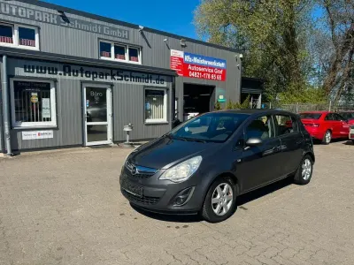 Używany Opel Corsa S 86 KM (63 kW) 2011 Szary Hatchback