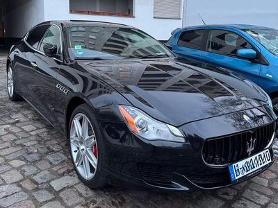 Schwarz Gebraucht 2014 Maserati Quattroporte Limousine | 26.000 € (Teuer)