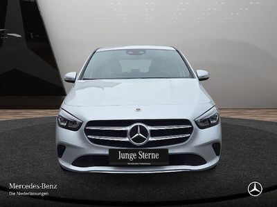Gebraucht Mercedes B250e 218 PS (160 kW) 2022 Van / Kleinbus