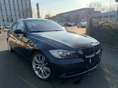 Blau Gebraucht 2004 BMW 325 Limousine | 6.999 € (Teuer)