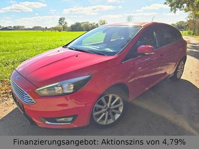 Rot Gebraucht 2017 Ford Focus Titanium Limousine | 8.790 € (Fairer Preis)