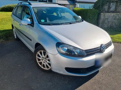 Gebraucht VW Golf VII Trendline 105 PS (77 kW) 2013 Silber Kombi