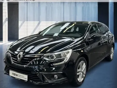 Gebraucht Renault Mégane GrandTour LIMITED 140 PS (102 kW) 2020 Schwarz Kombi