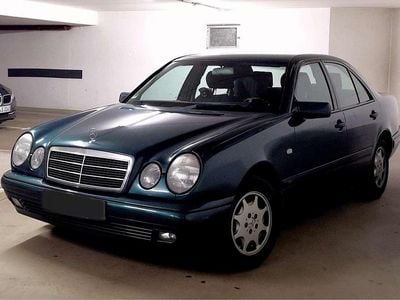 Mercedes E240