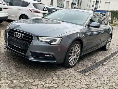 Grau Gebraucht 2016 Audi A5 Sportback Kleinwagen | 11.400 € (Etwas zu teuer)