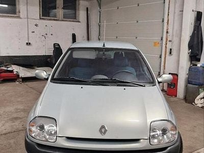 Renault Clio II